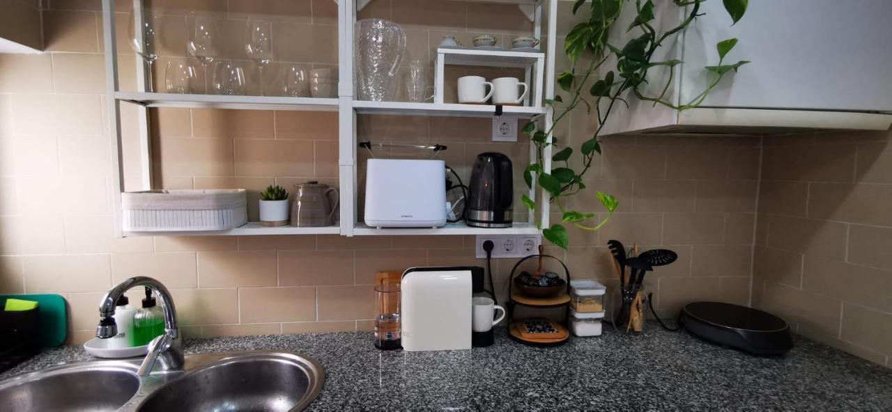 Quarto Duplo Com Kitchenette, Wc E Patio Privativo Corroios Εξωτερικό φωτογραφία